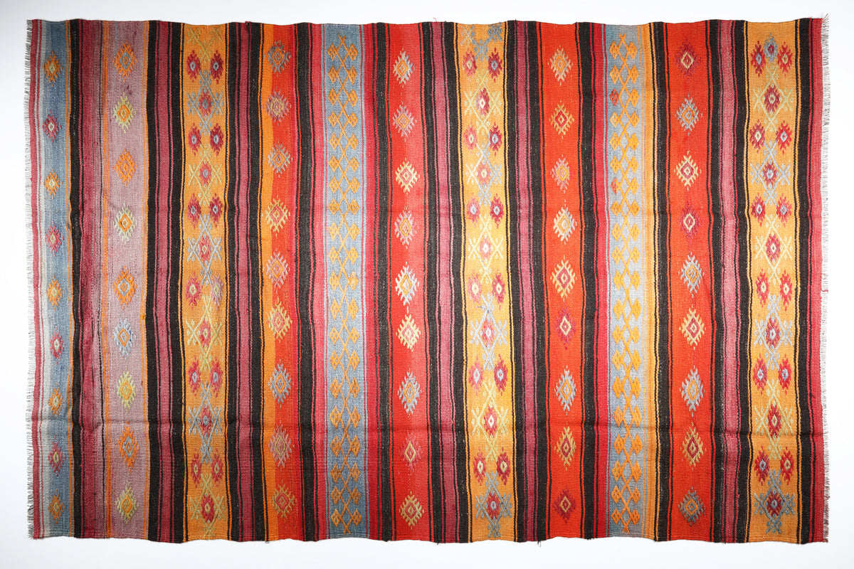 Vintage Denizli Kilim