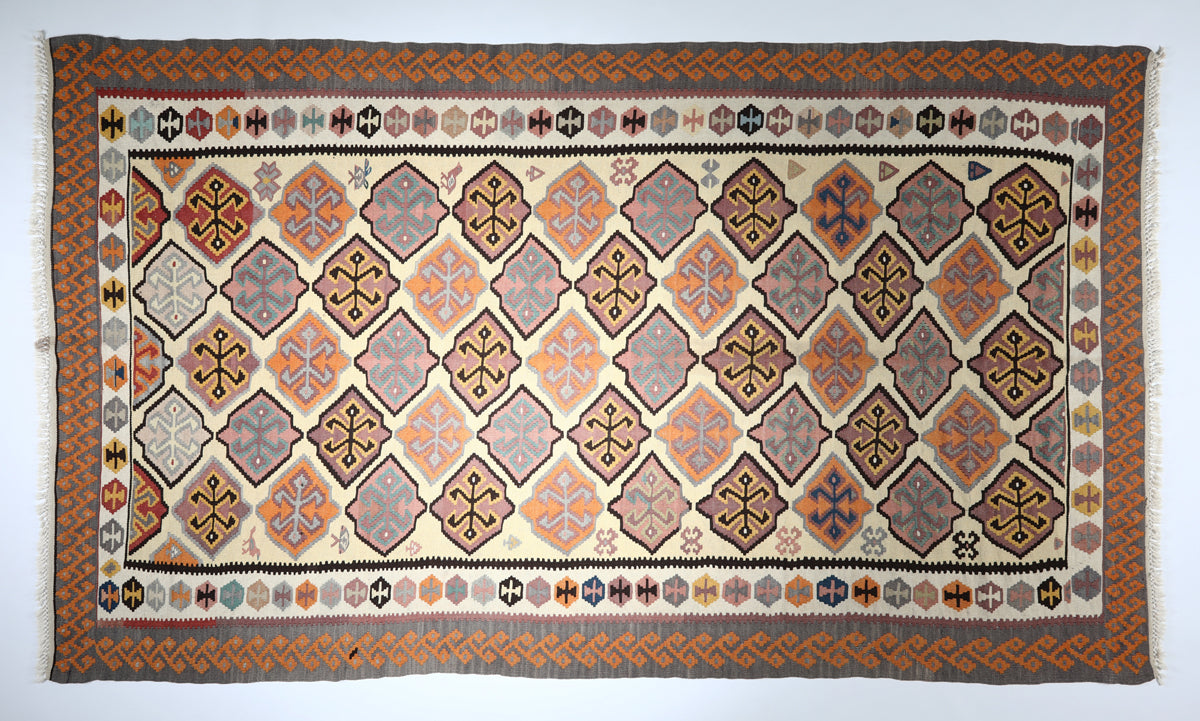 Vintage Konya Kilim