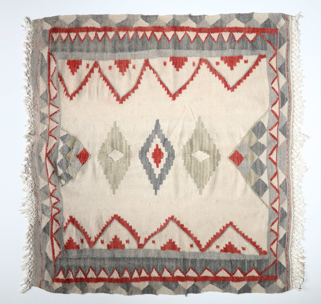 Sofra Kilim