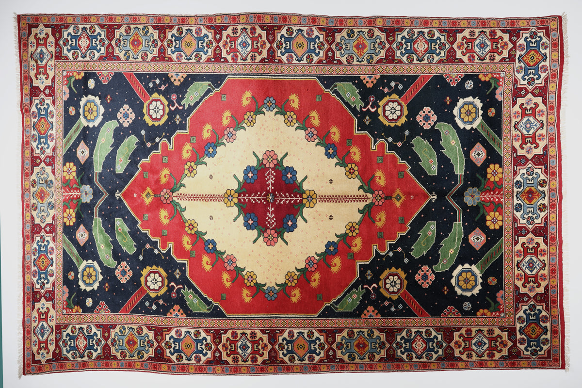 Pergamum Carpet