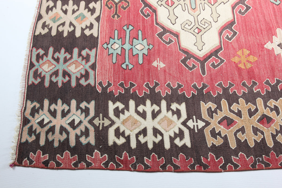 Vintage Sharkoy Kilim