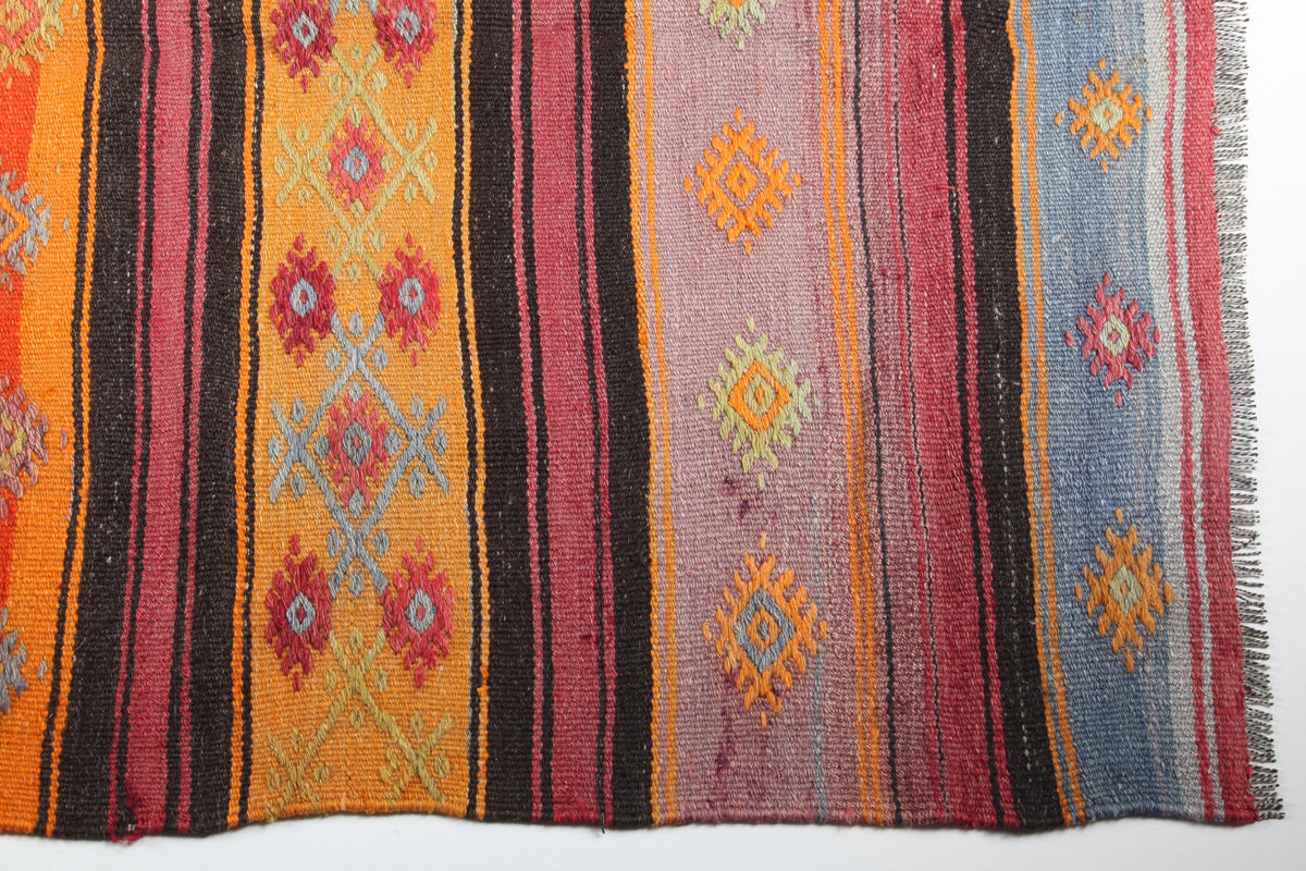 Vintage Denizli Kilim