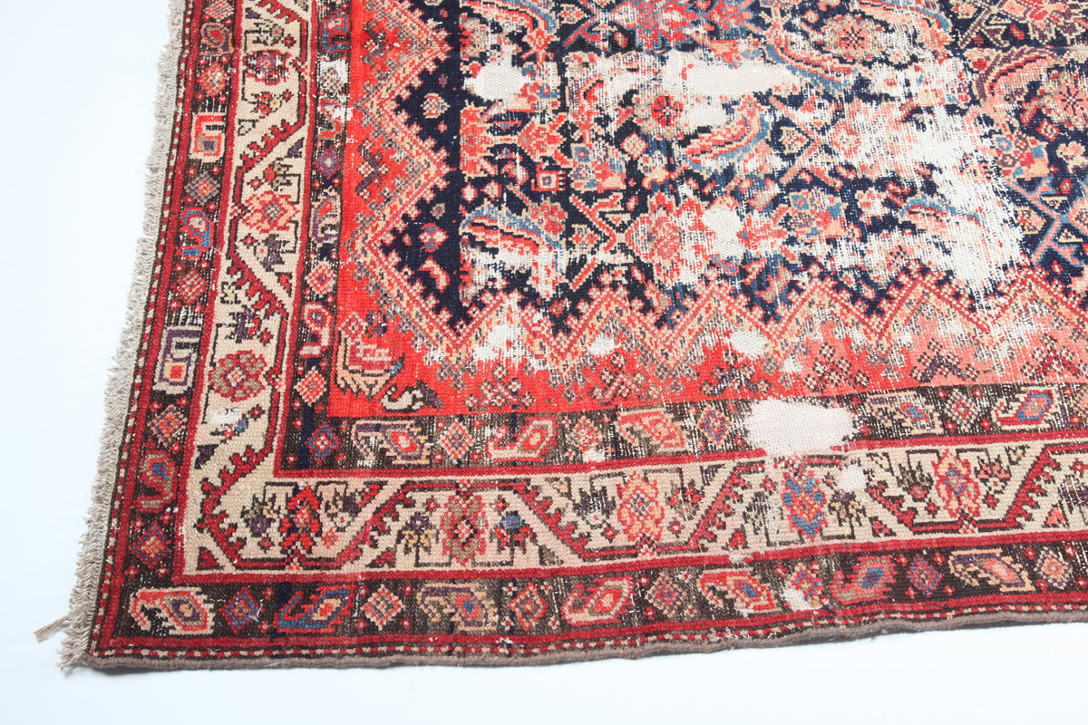 ANTIQUE MELAHIR CARPET