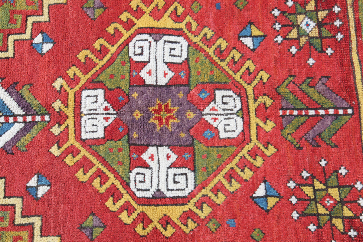 Antique Aksaray Prayer Rug
