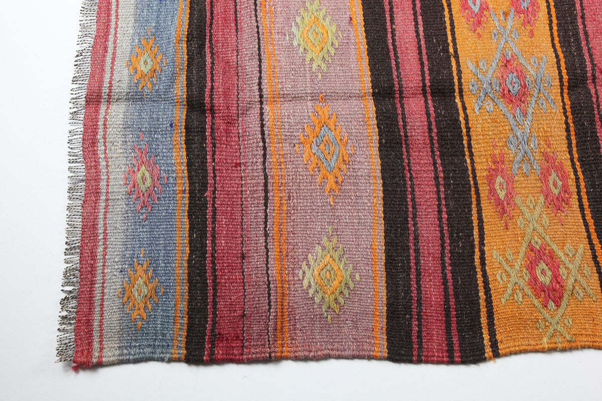 Vintage Denizli Kilim