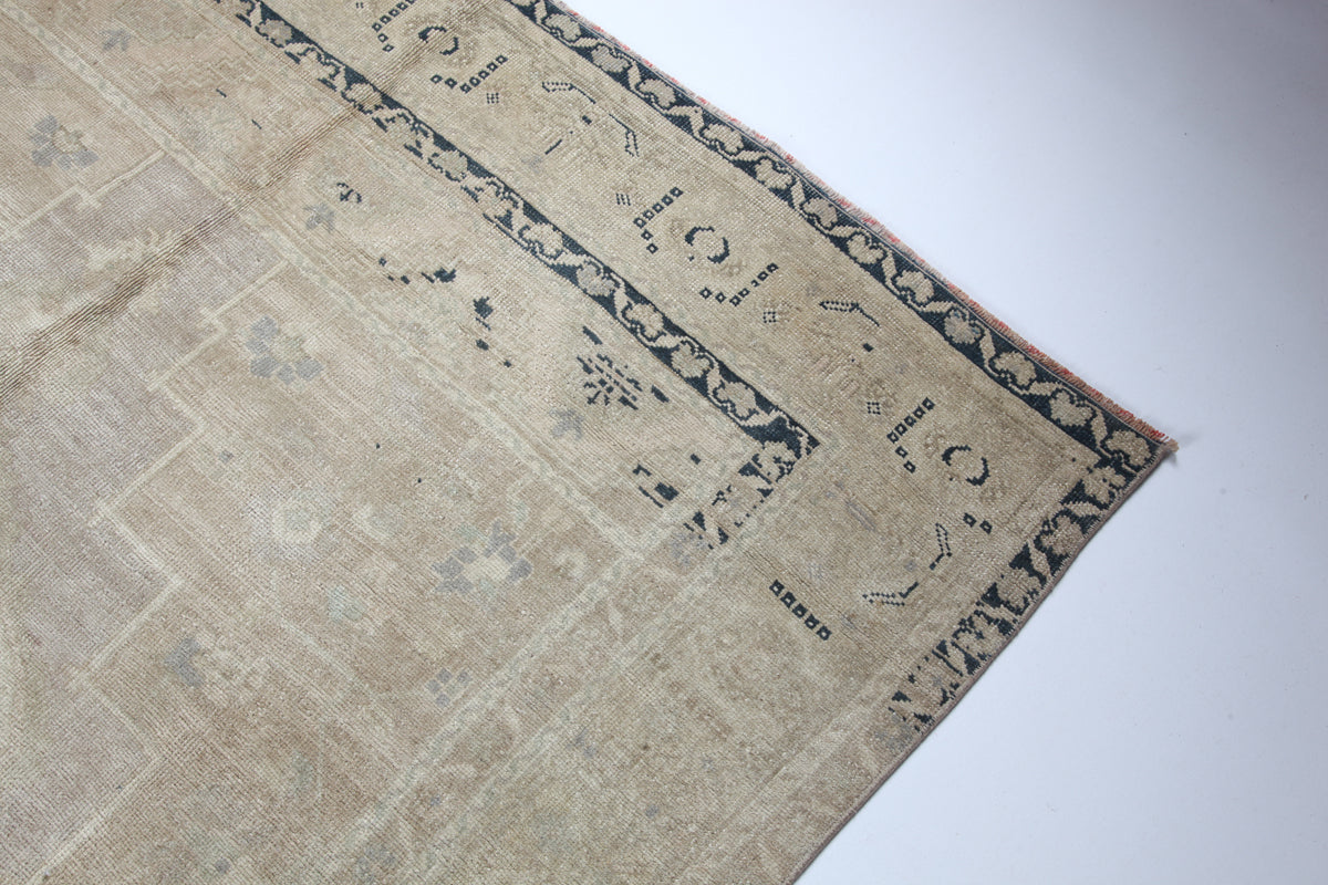 Vintage Tashpinar Carpet