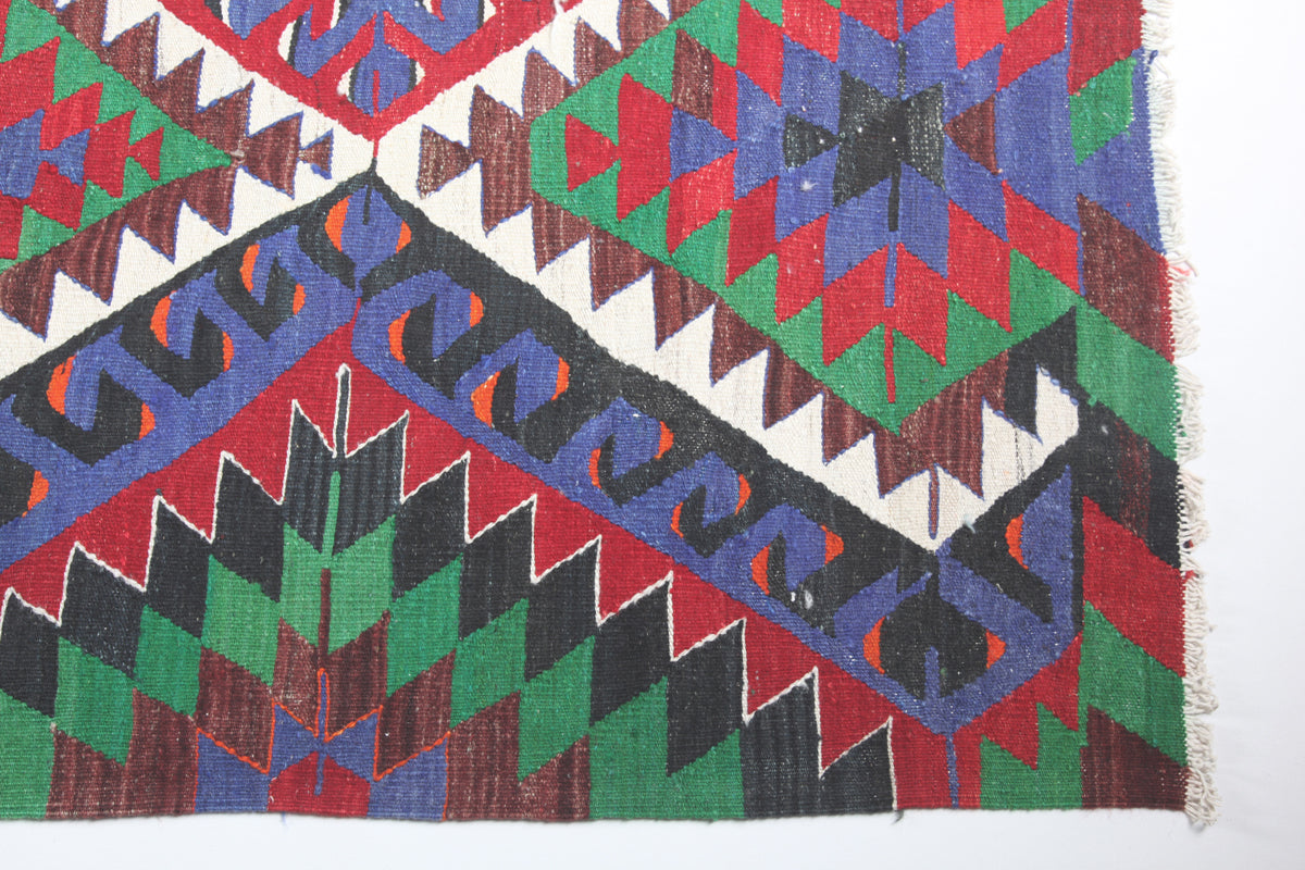 Vintage Ushak (Oushak) Kilim