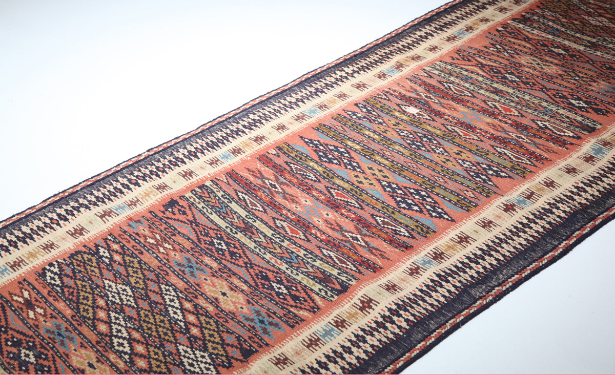 Vintage Bilgick Runner
