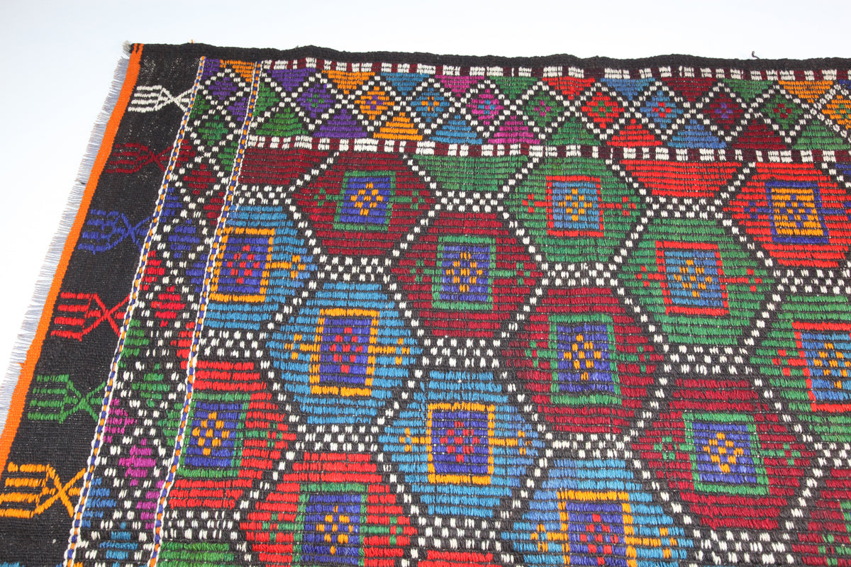 Vintage Manisa Kilim