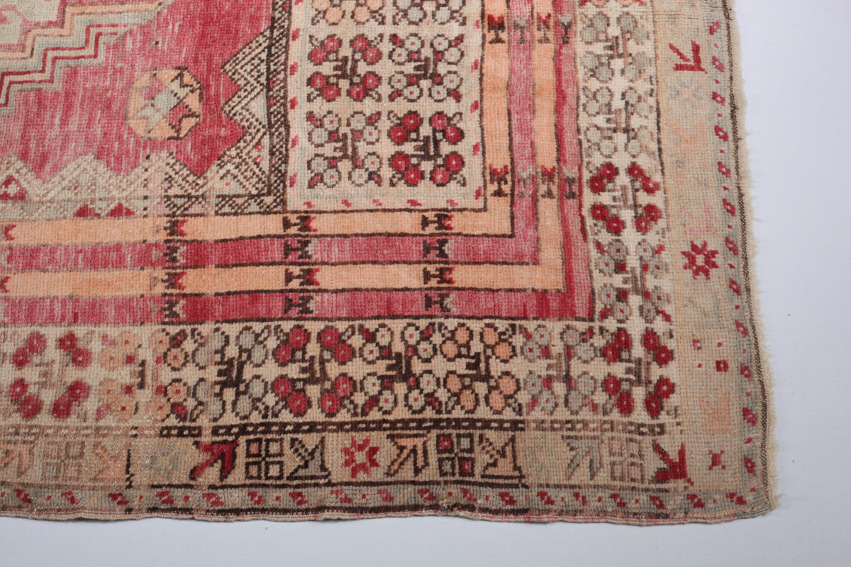 Vintage Sivas Mihrapli Carpet