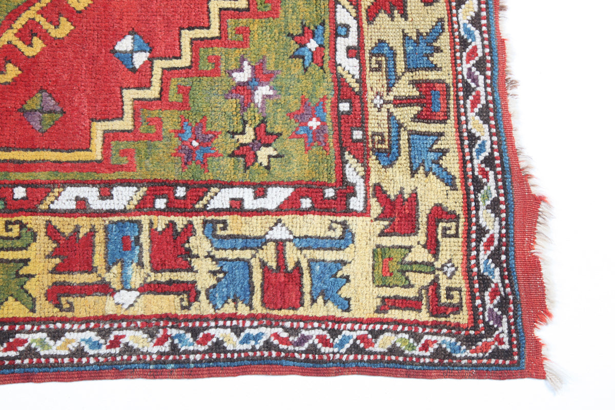 Antique Aksaray Prayer Rug