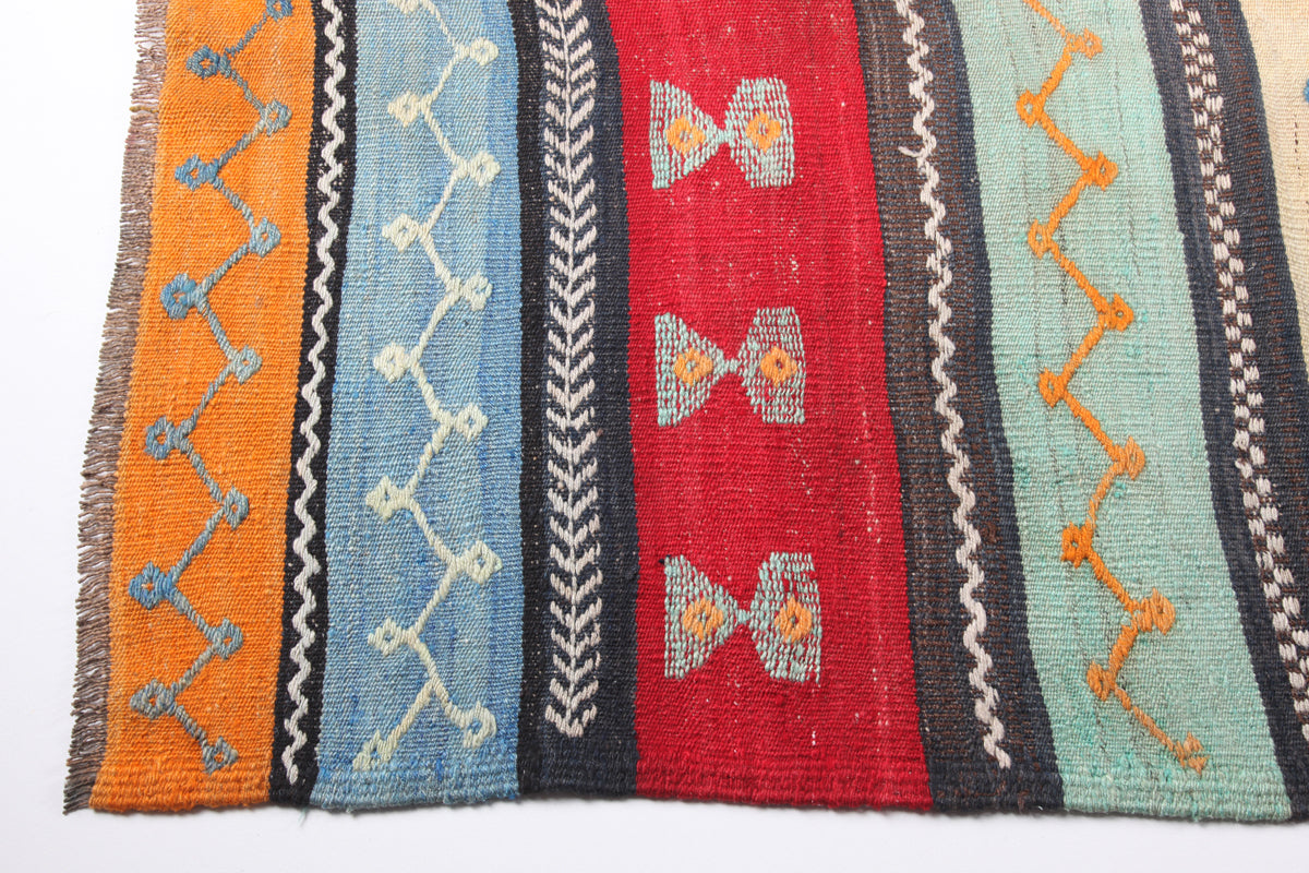 Vintage Denizli Kilim