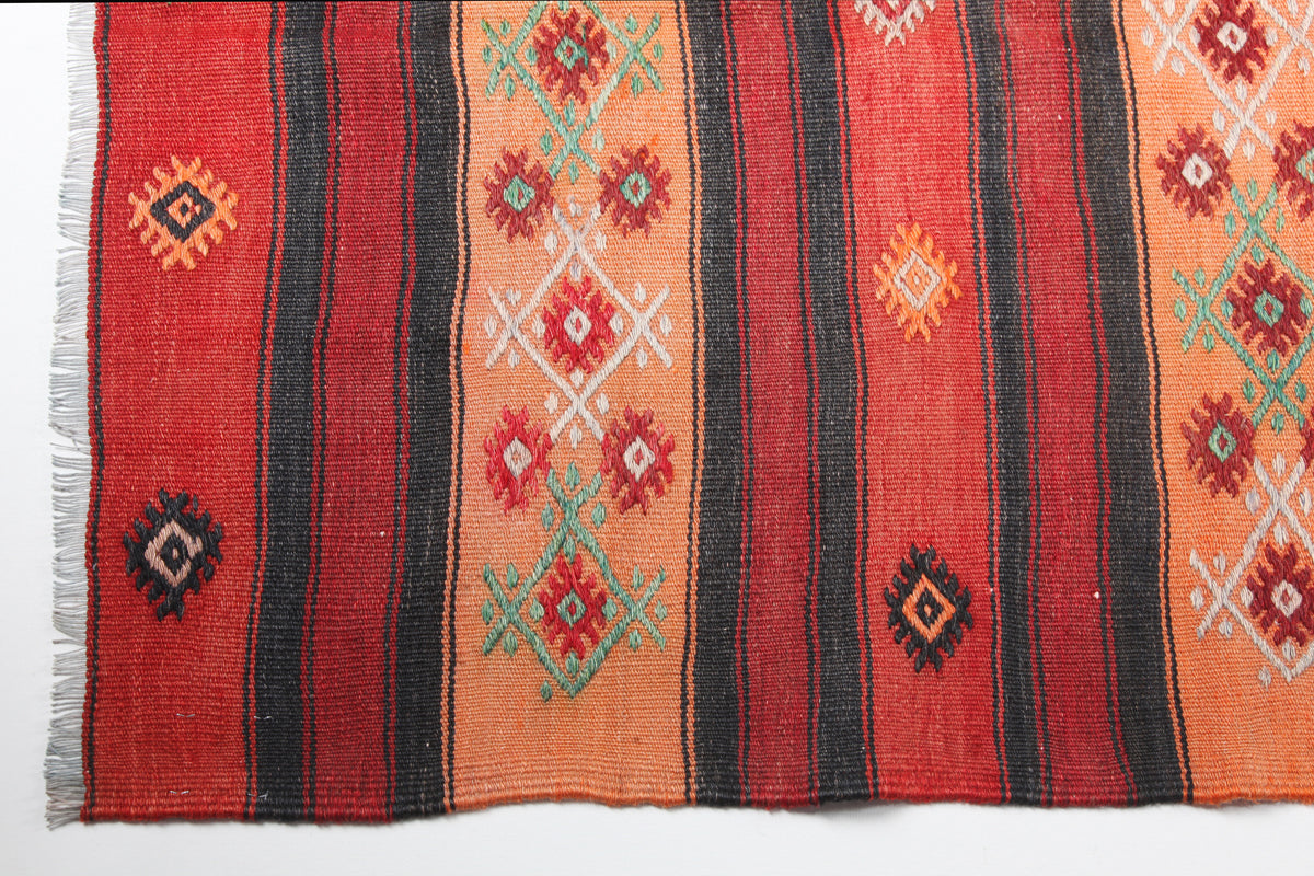 Vintage Denizli Kilim