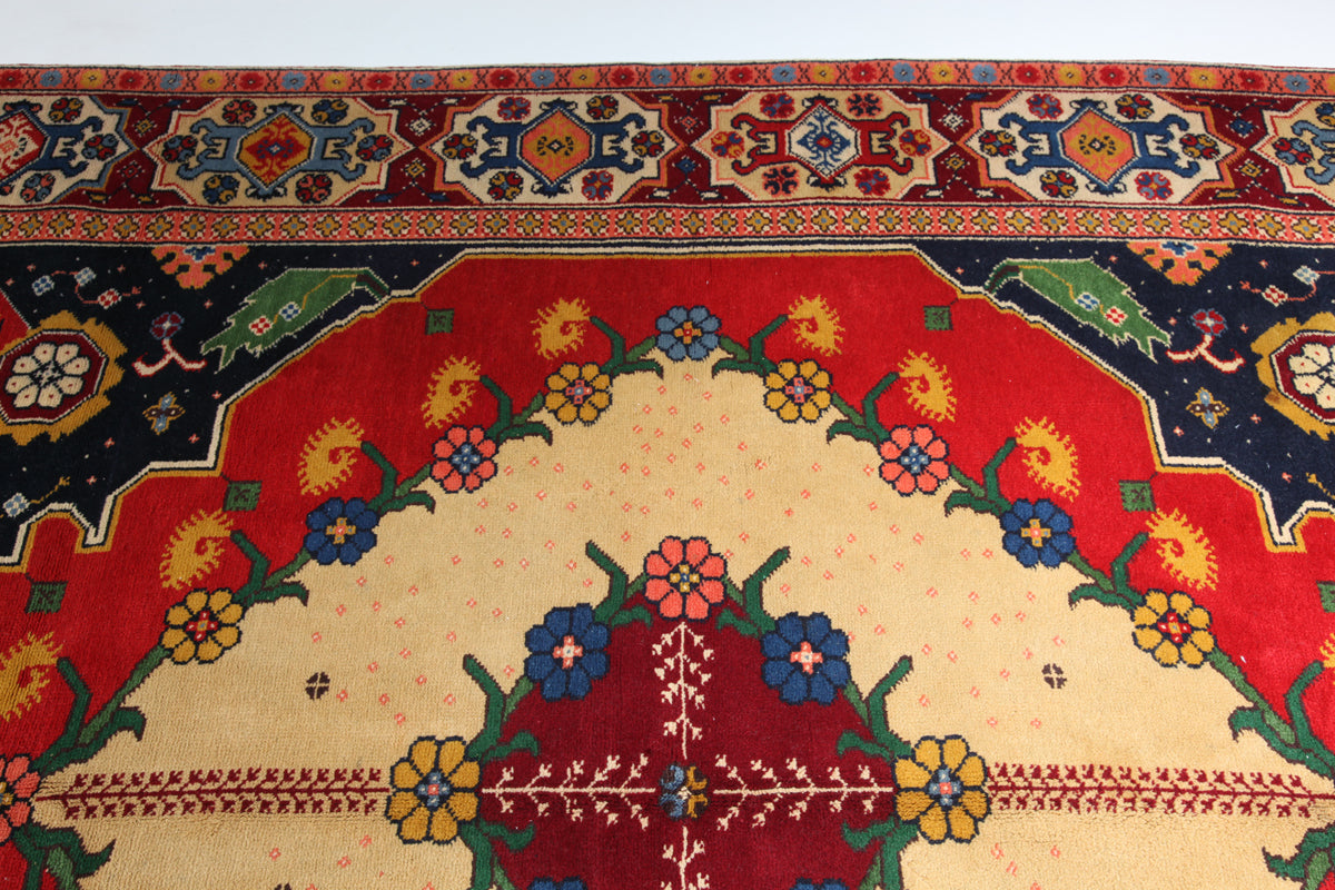 Pergamum Carpet