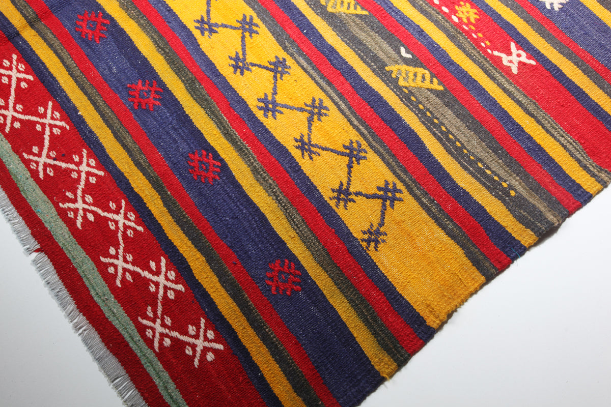 Vintage Balikkesir Kilim