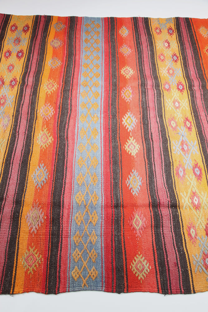Vintage Denizli Kilim