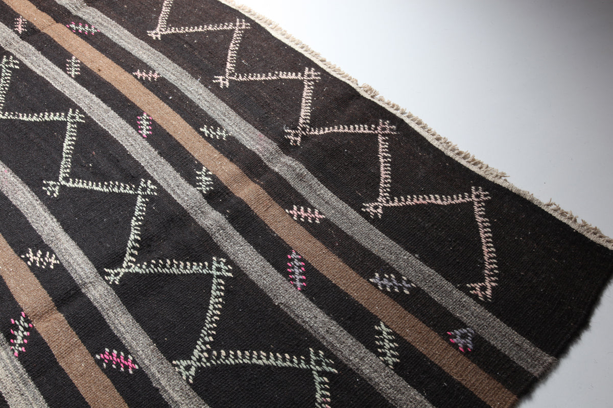 Vintage Manisa Jijim Kilim