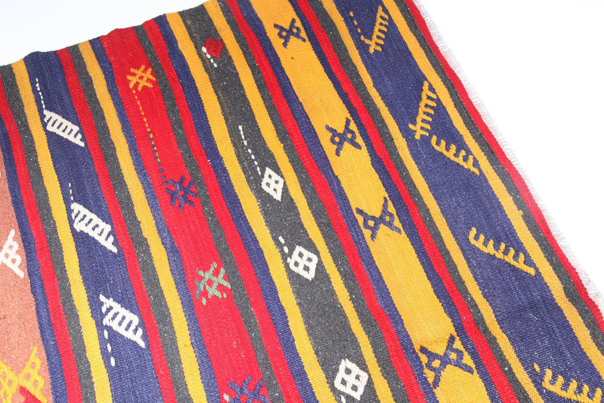 Vintage Balikkesir Kilim