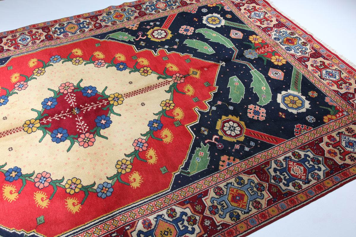 Pergamum Carpet