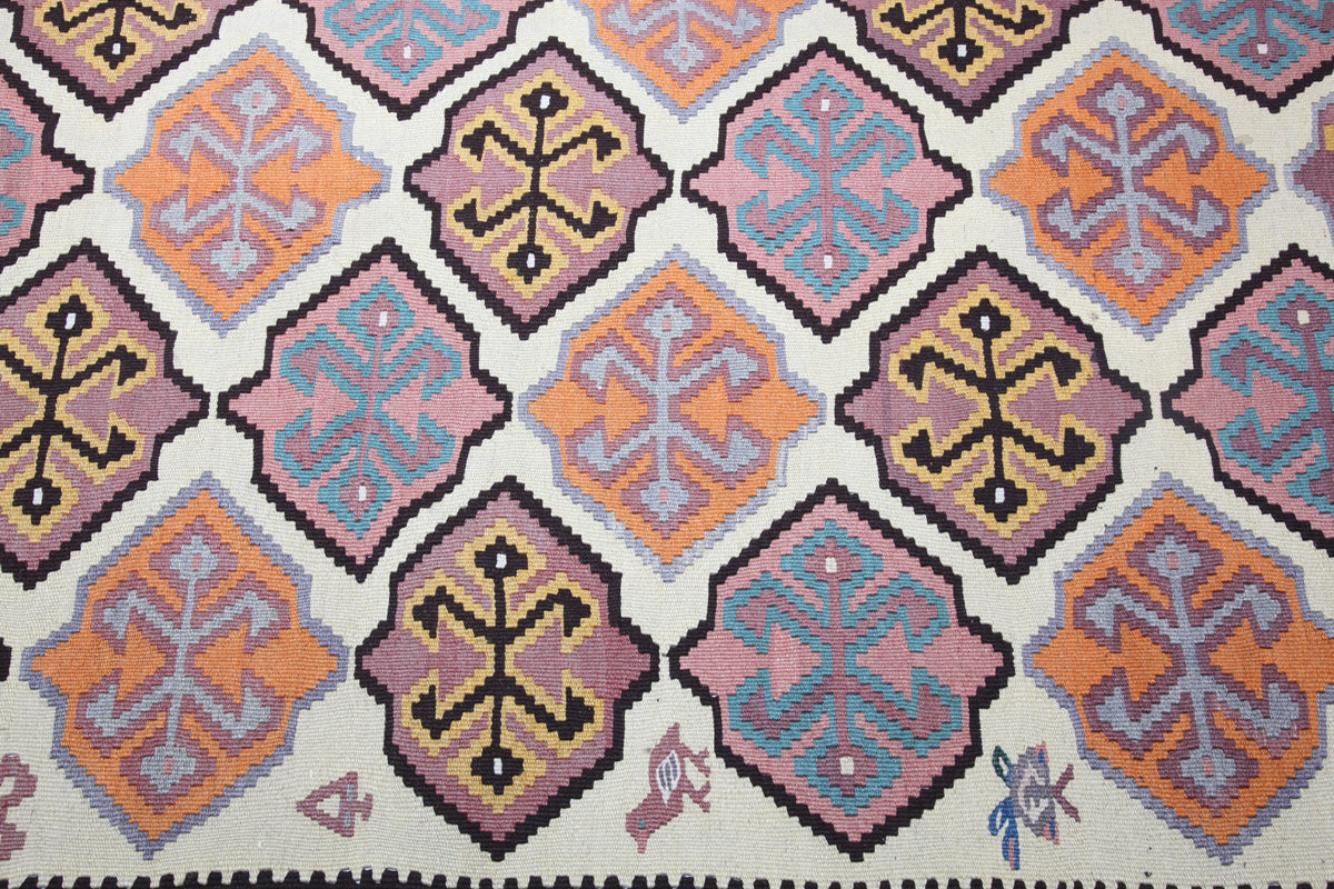 Vintage Konya Kilim