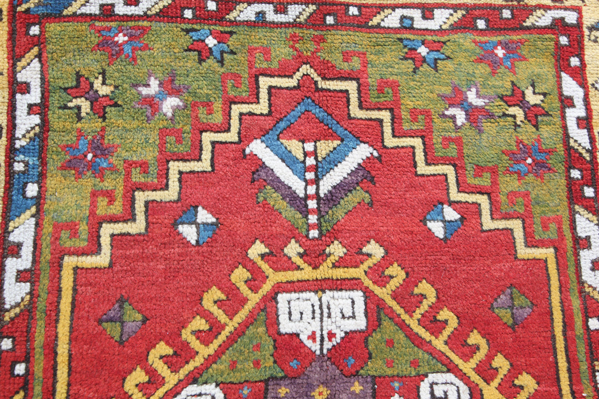 Antique Aksaray Prayer Rug