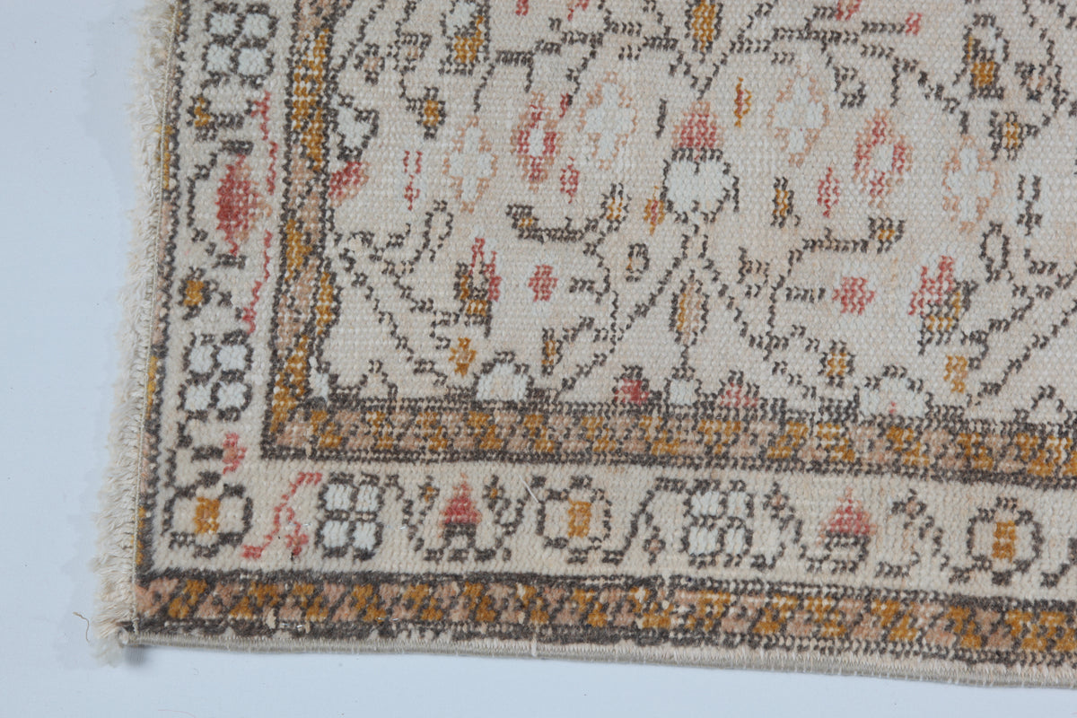 Vintage Isparta Runner