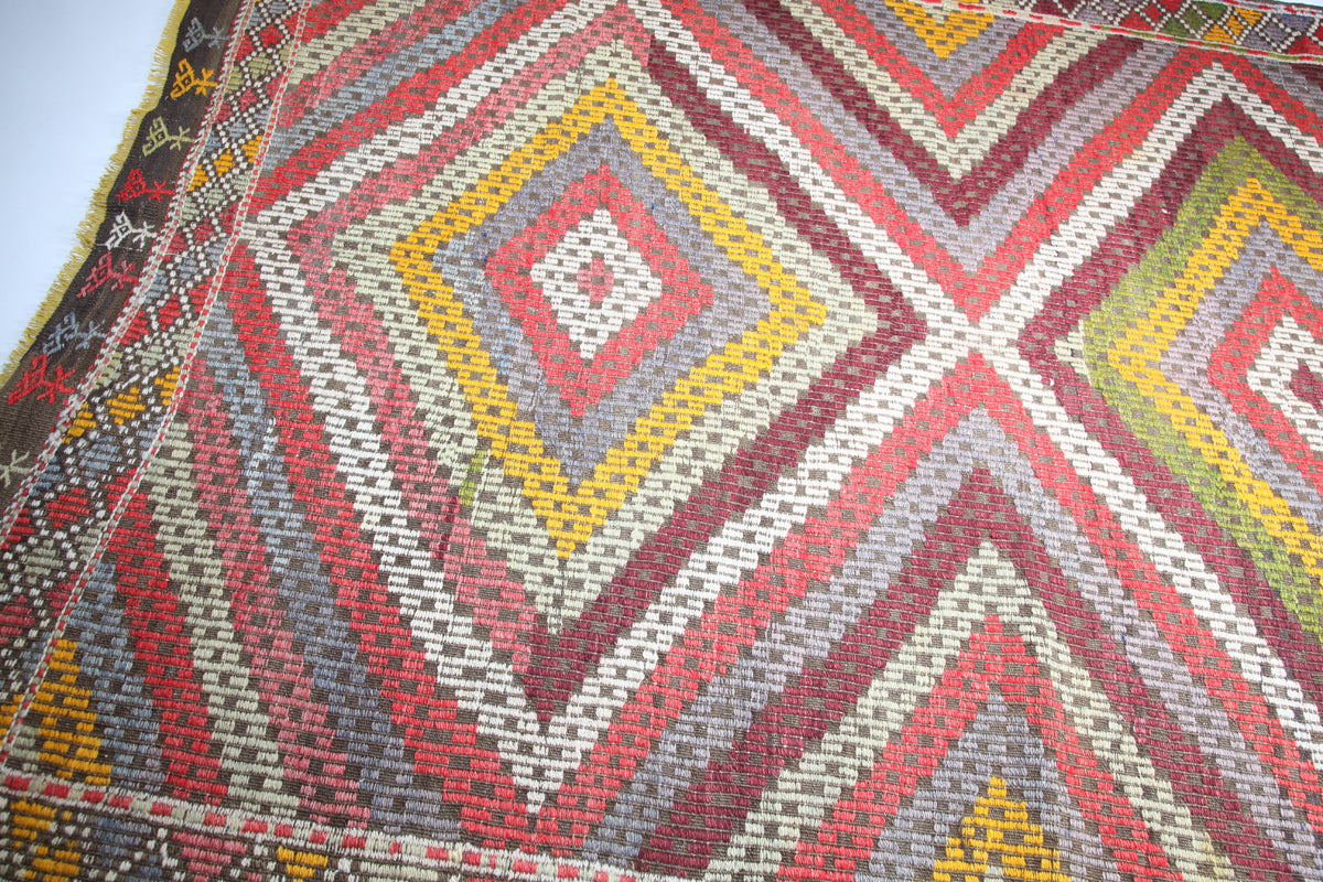 Vintage Manisa Cicim Kilim