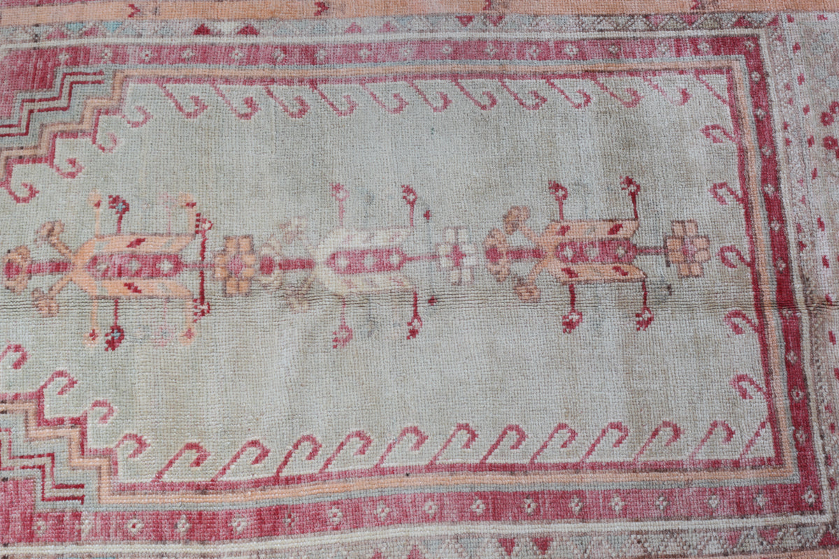 Vintage Sivas Mihrapli Carpet