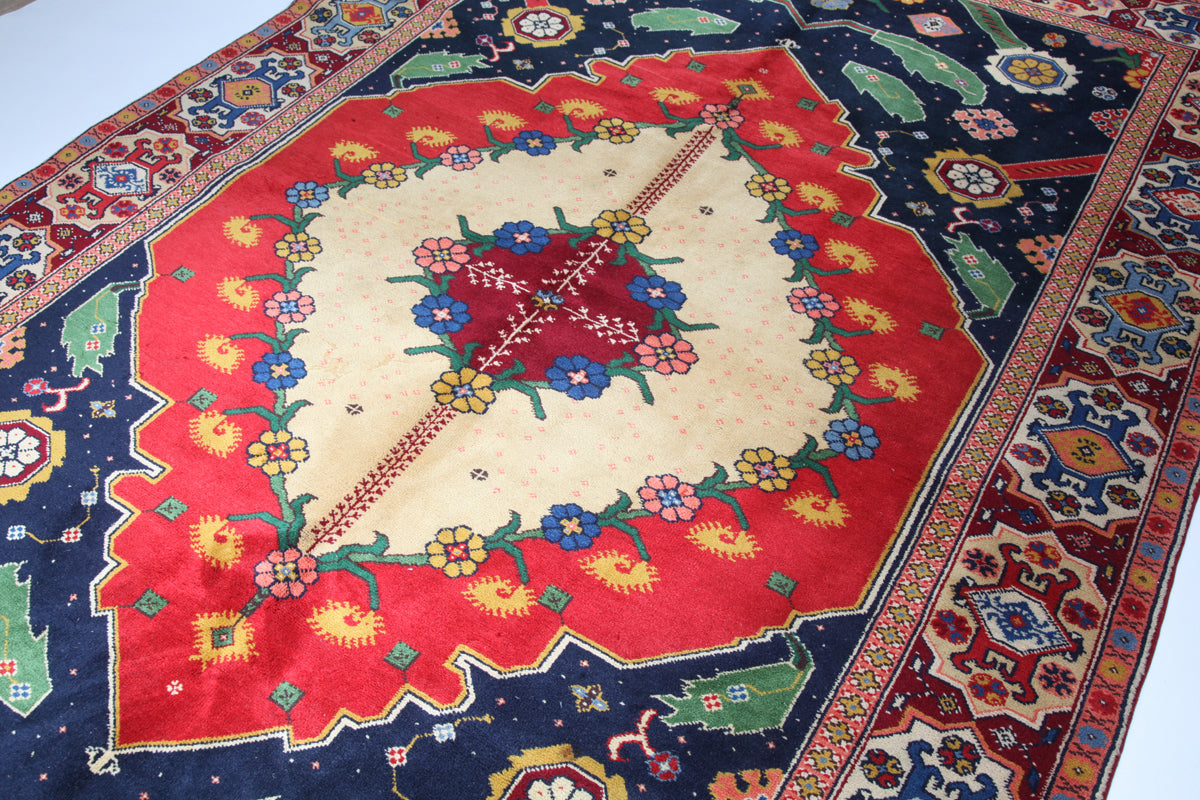Pergamum Carpet