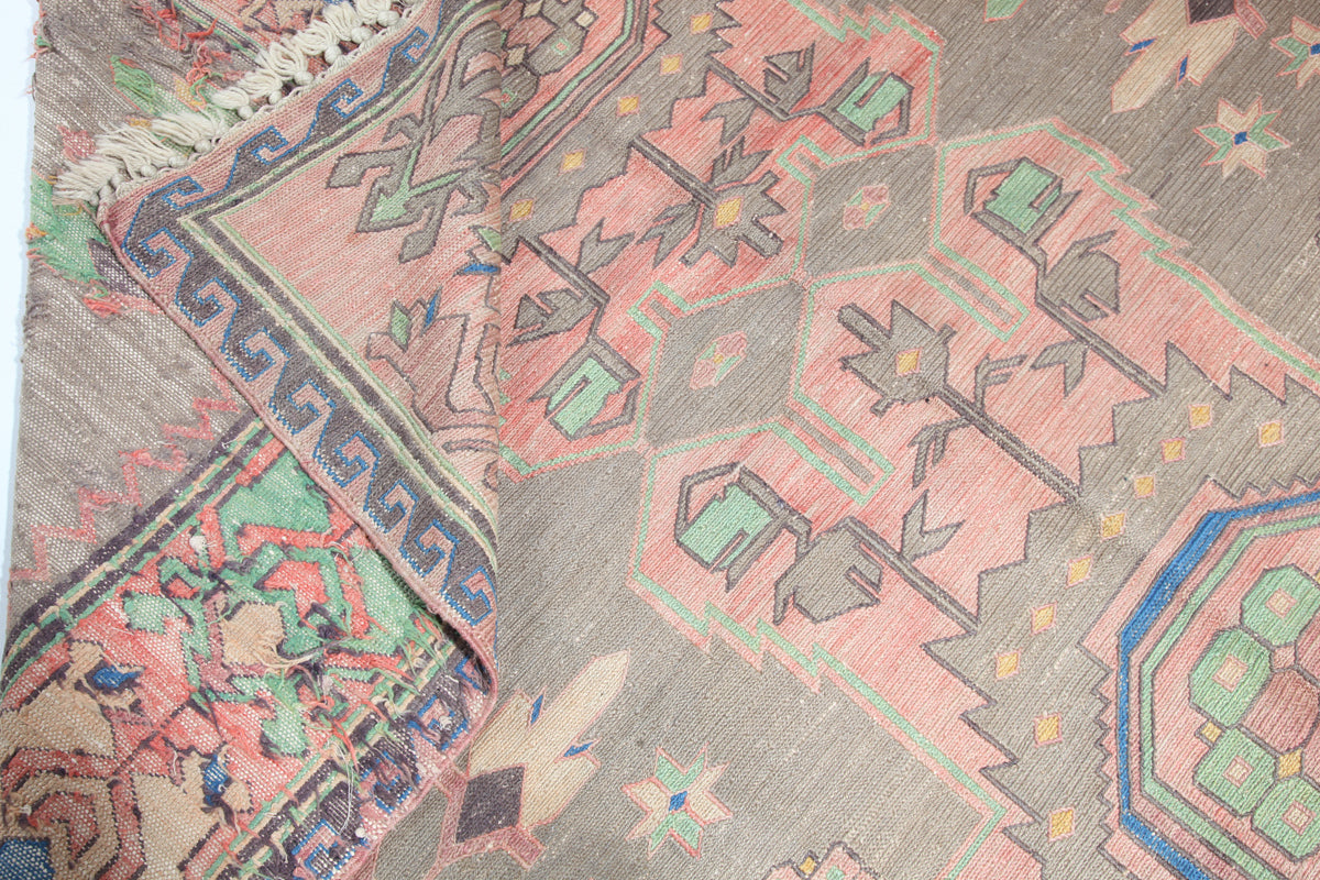 Antique Soumak