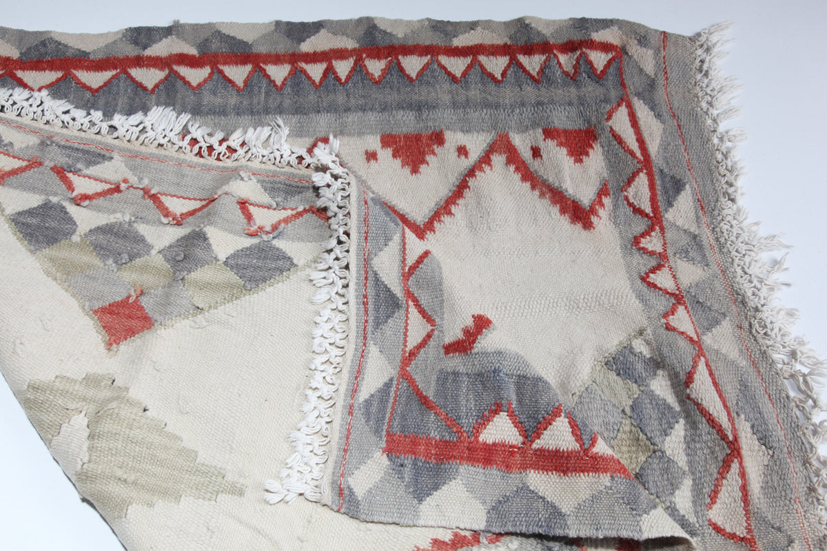 Sofra Kilim