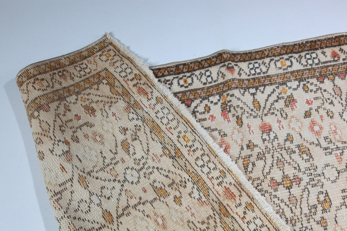 Vintage Isparta Runner