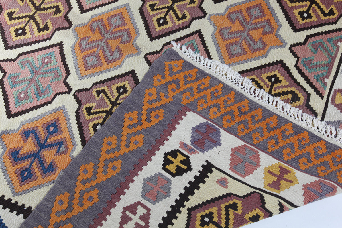 Vintage Konya Kilim