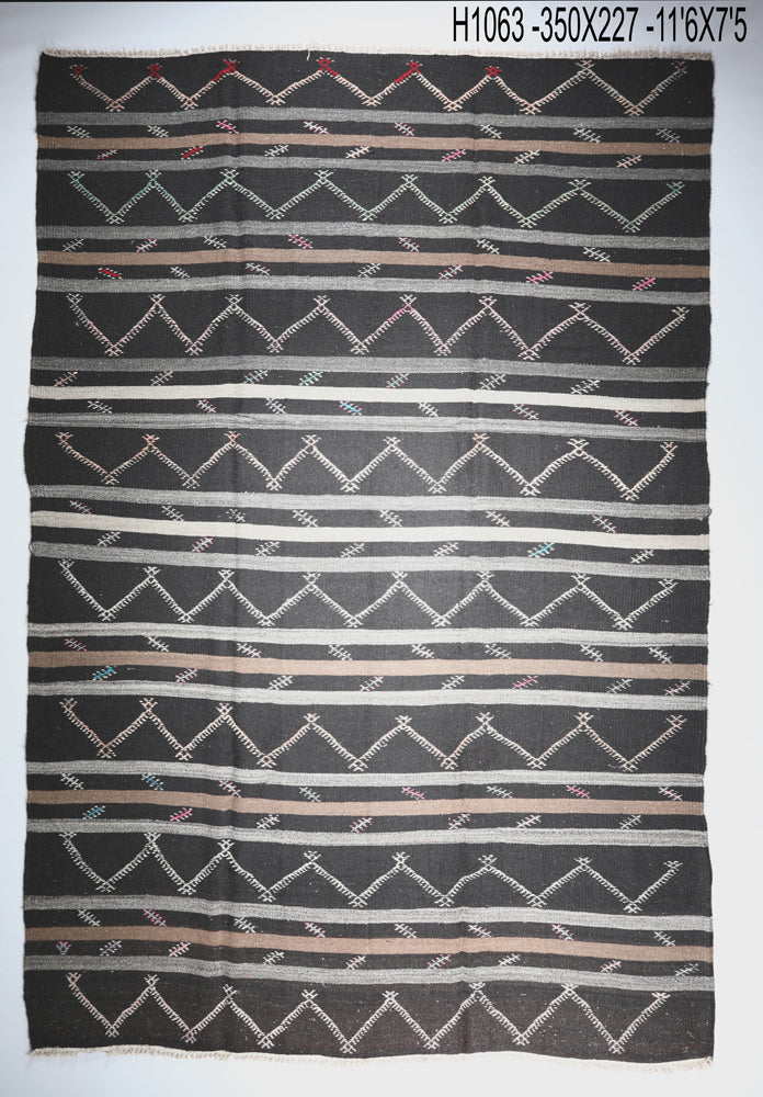 Vintage Manisa Jijim Kilim