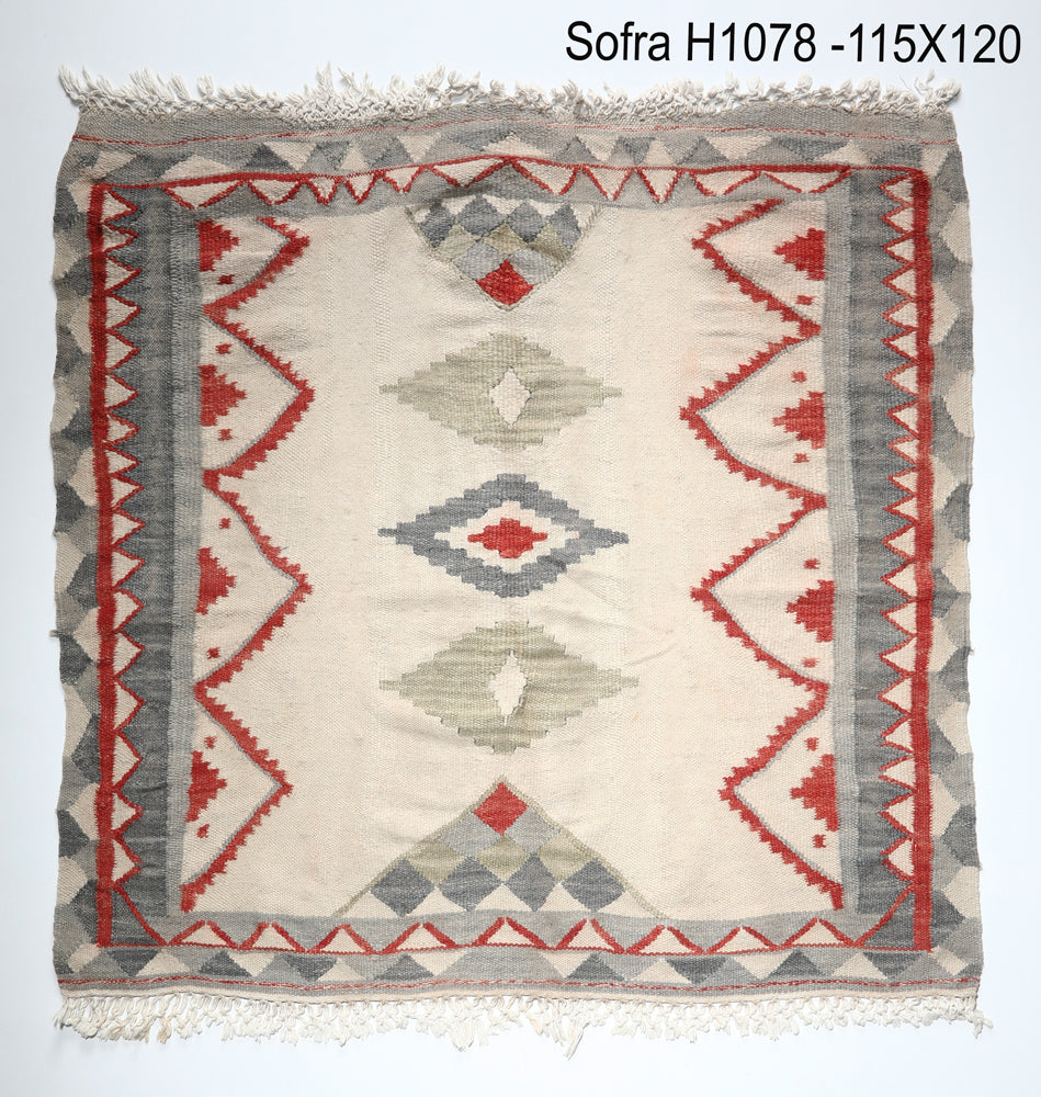Sofra Kilim