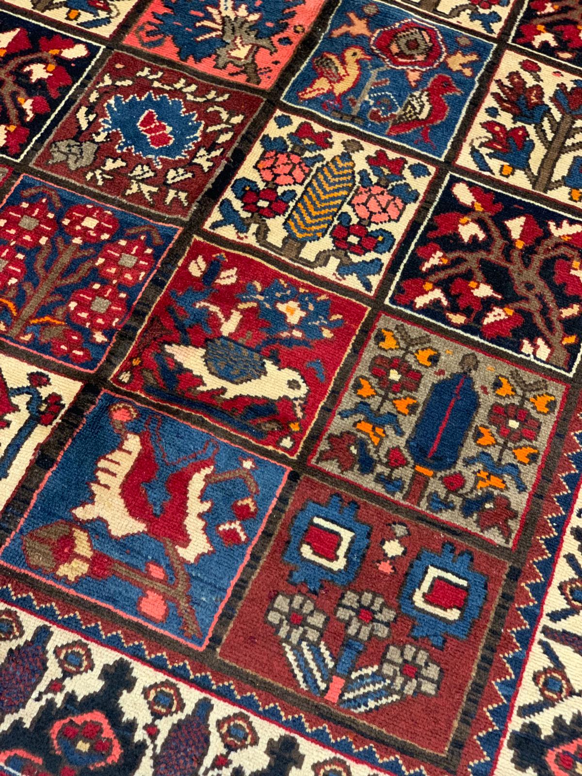 ANTIQUE BAKHTIYARI RUG/CARPET