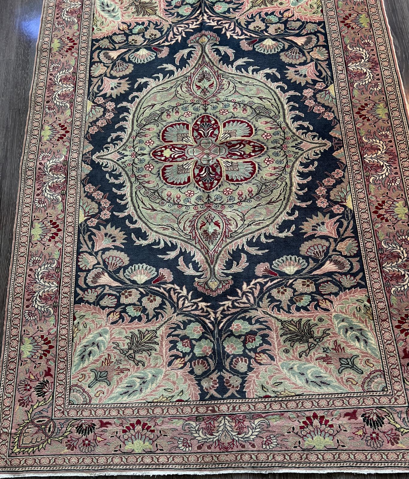 VINTAGE KAYSERI RUG/CARPET