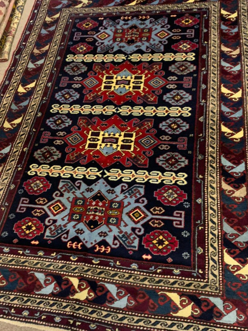 DAGISTANIE RUG