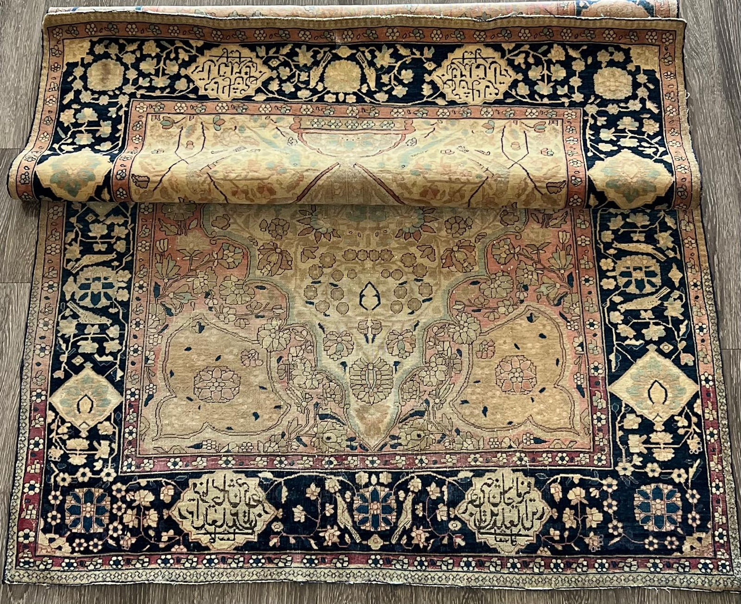 Antique Kashani Vase Rug