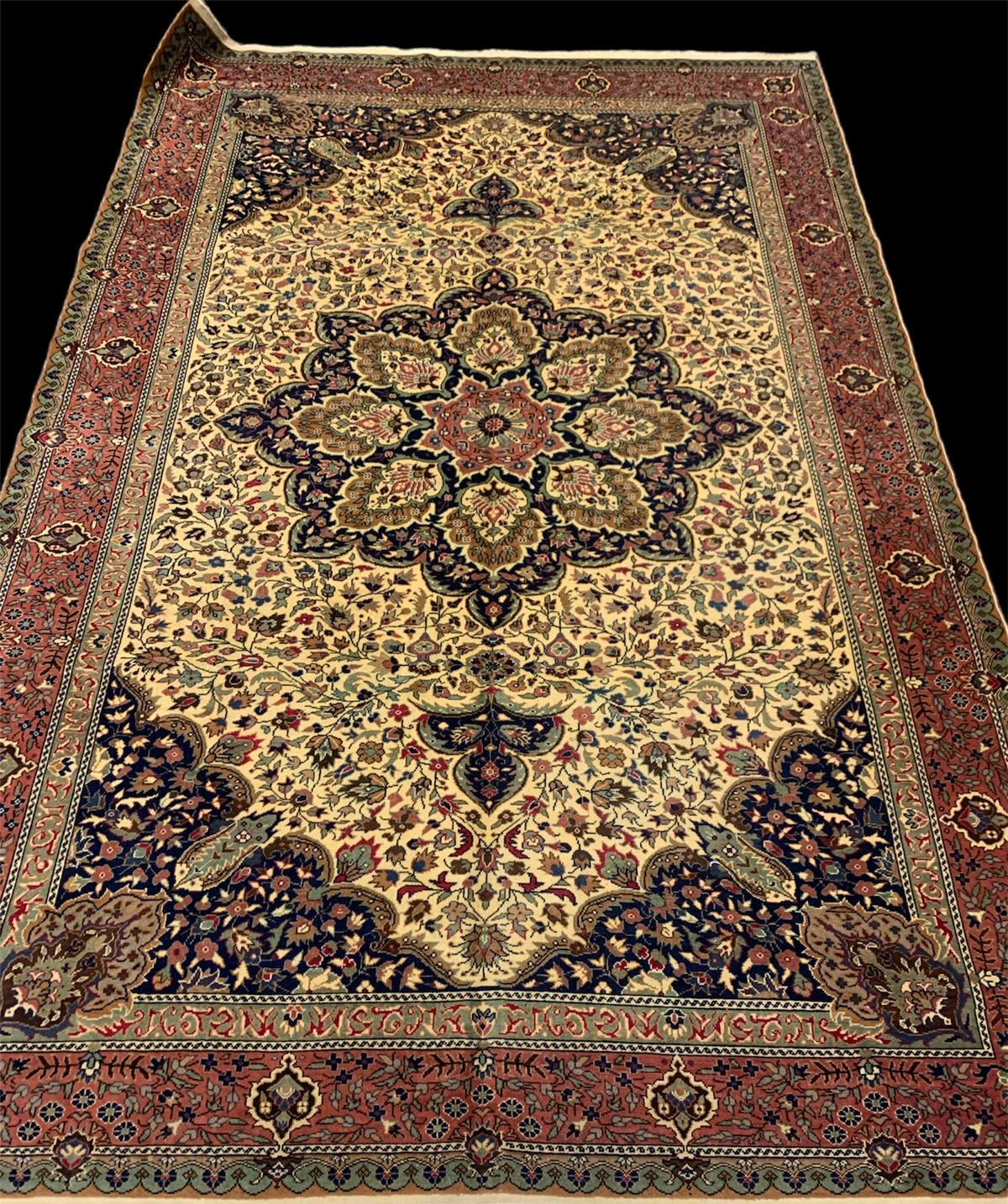 VINTAGE KAYSERI RUG/CARPET