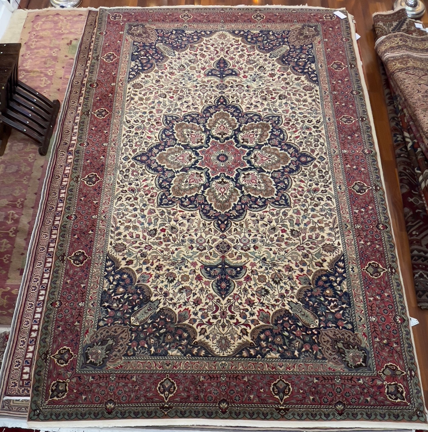 VINTAGE KAYSERI RUG/CARPET