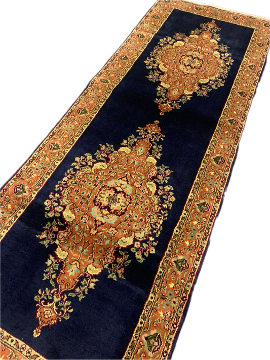ANTIQUE LADIK RUNNER
