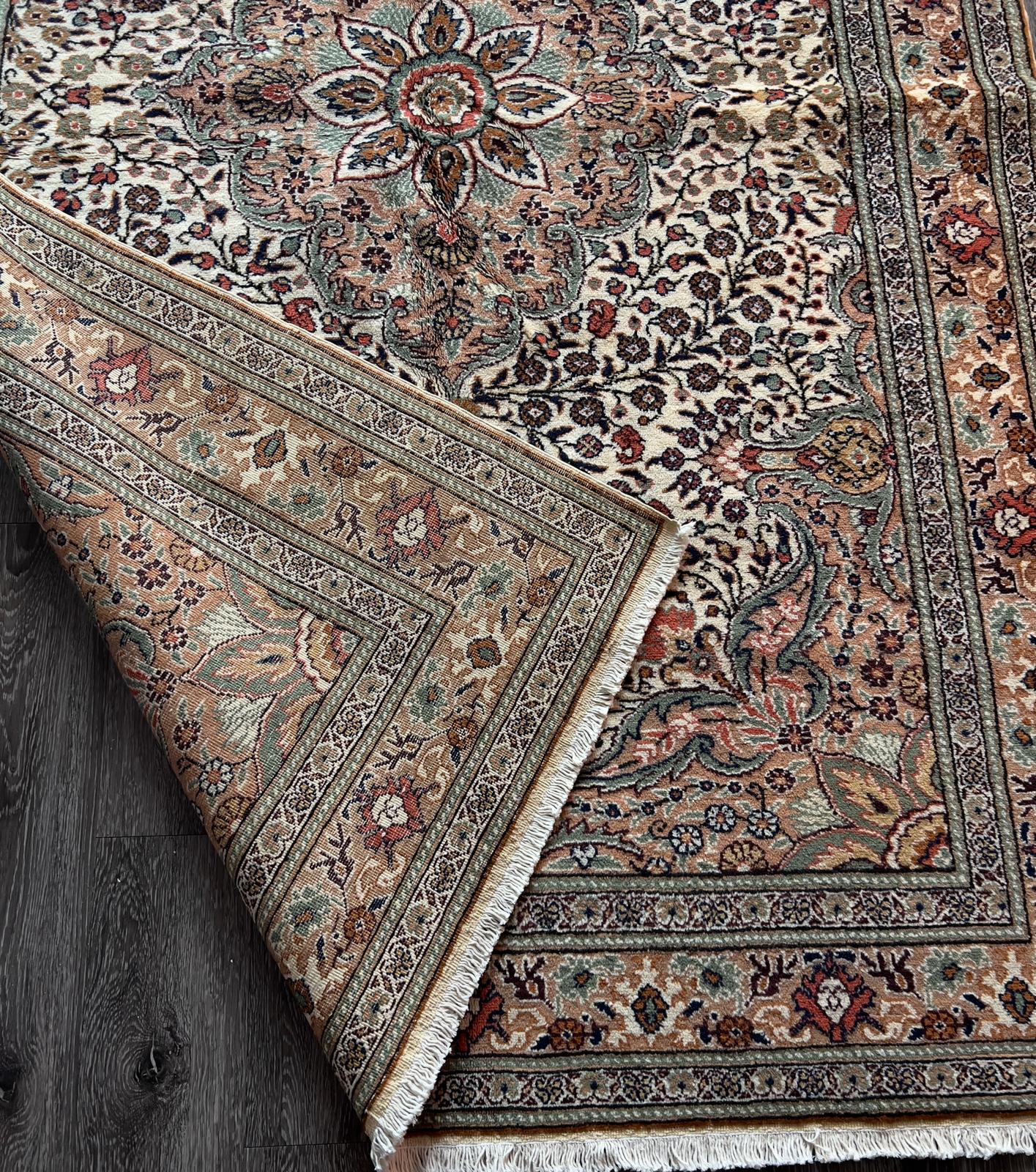 VINTAGE KAYSERI RUG