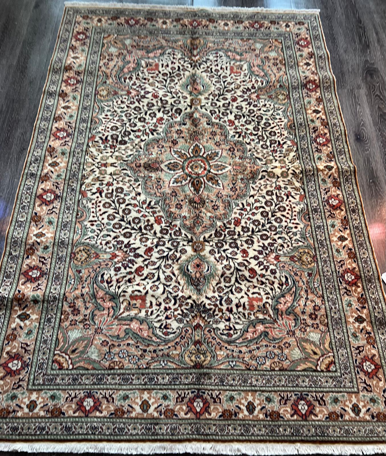 VINTAGE KAYSERI RUG
