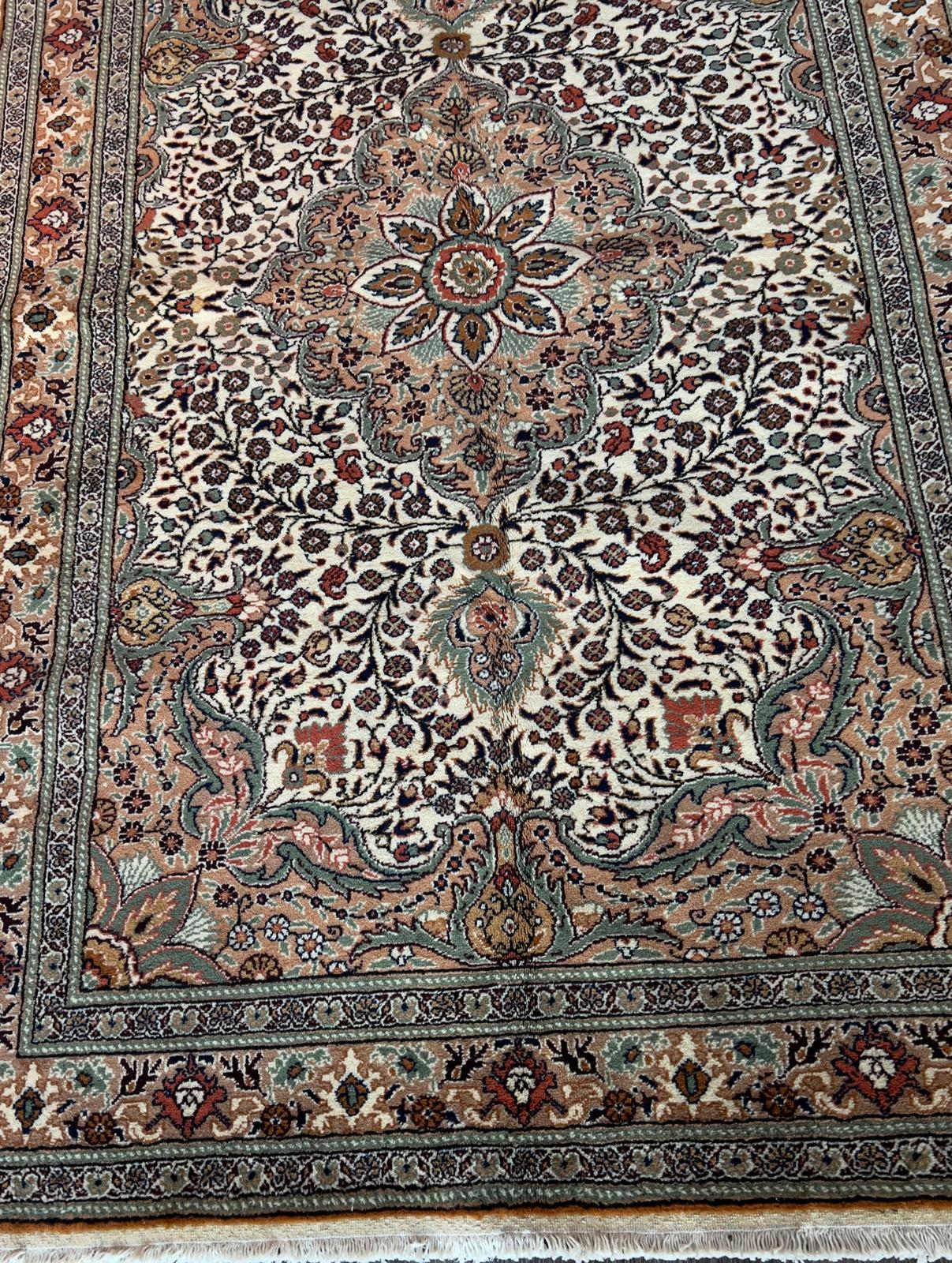 VINTAGE KAYSERI RUG