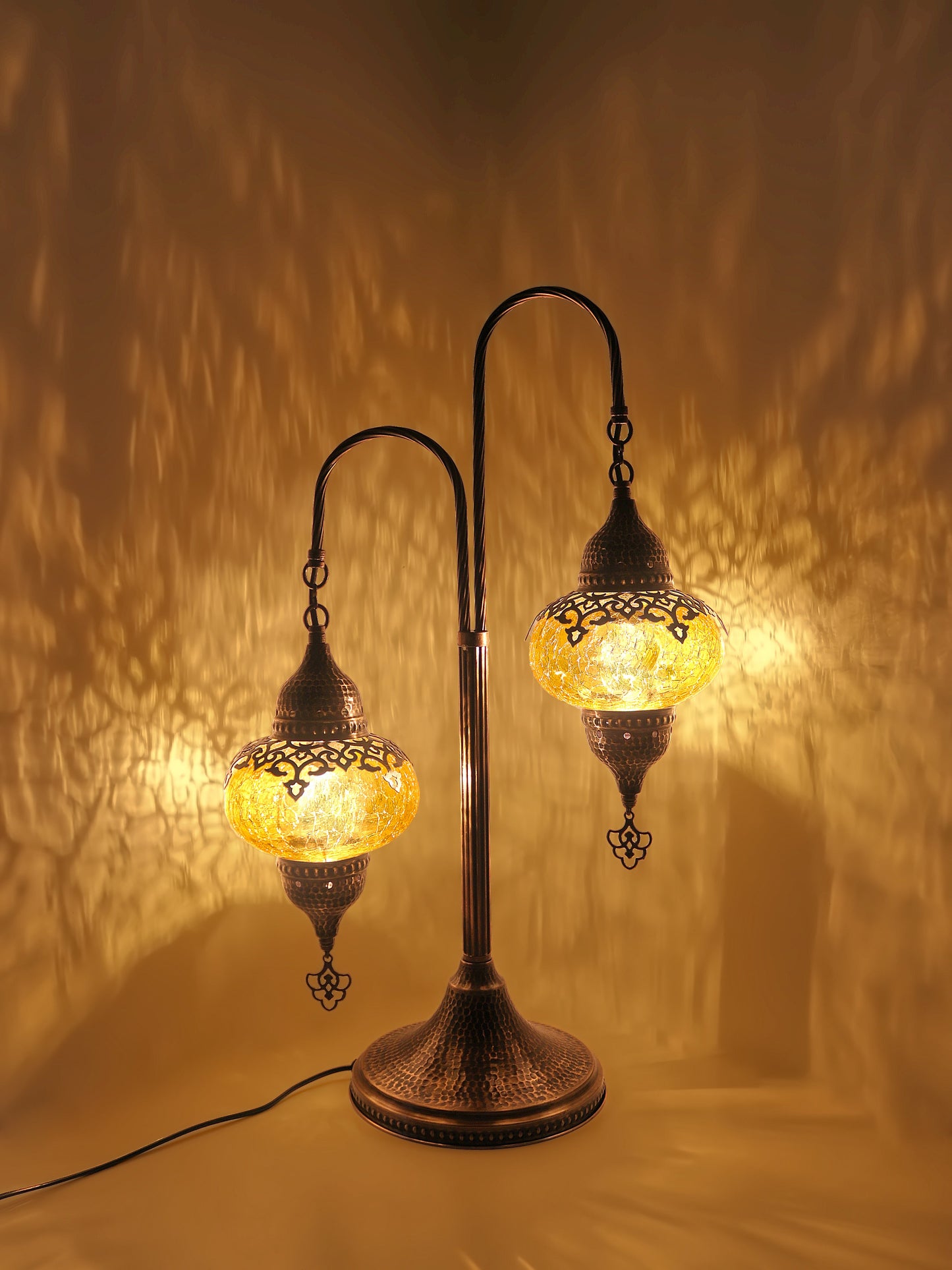 Ottoman Clear Glass Table Lamp