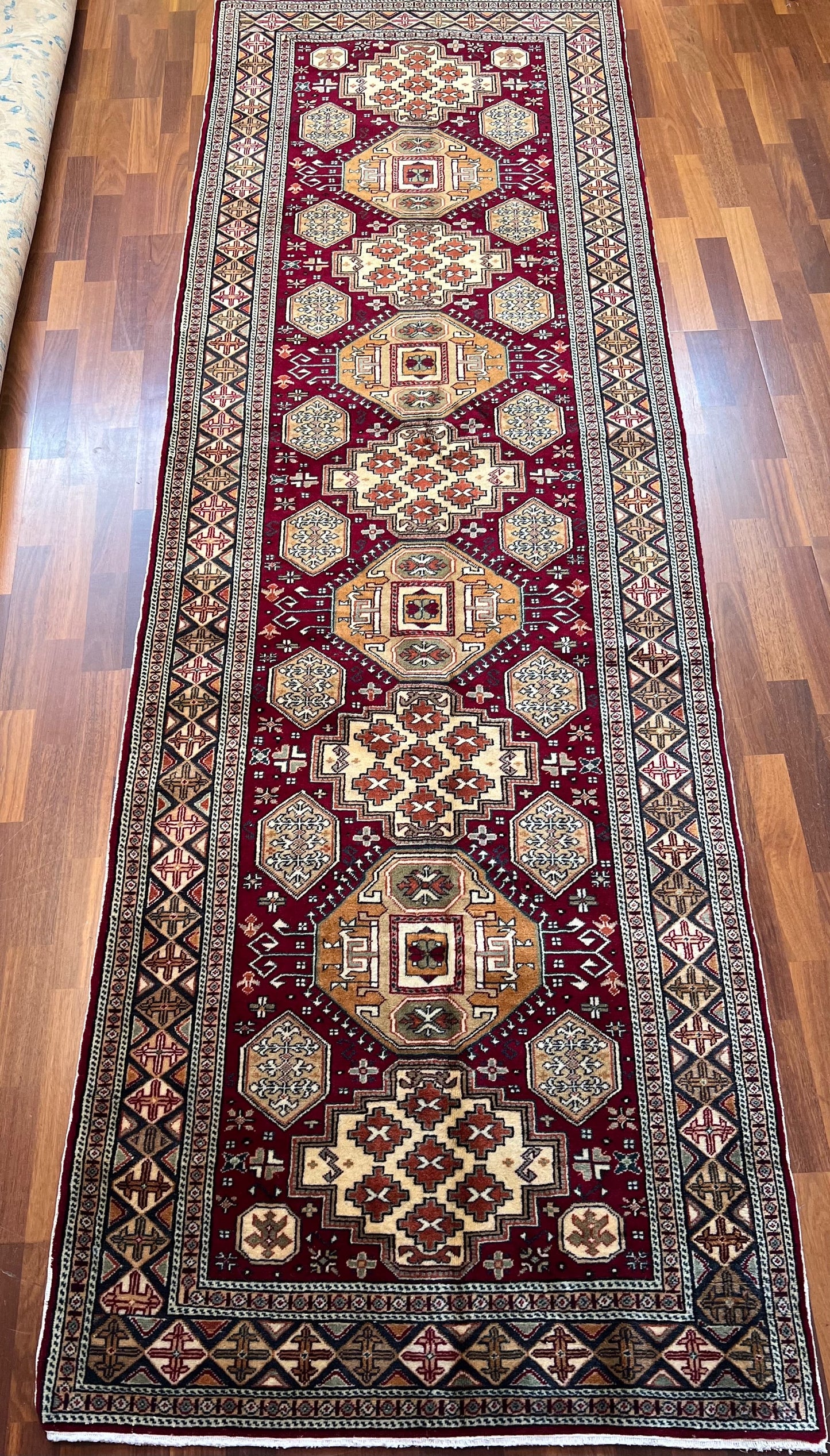 Kaysari Runner
