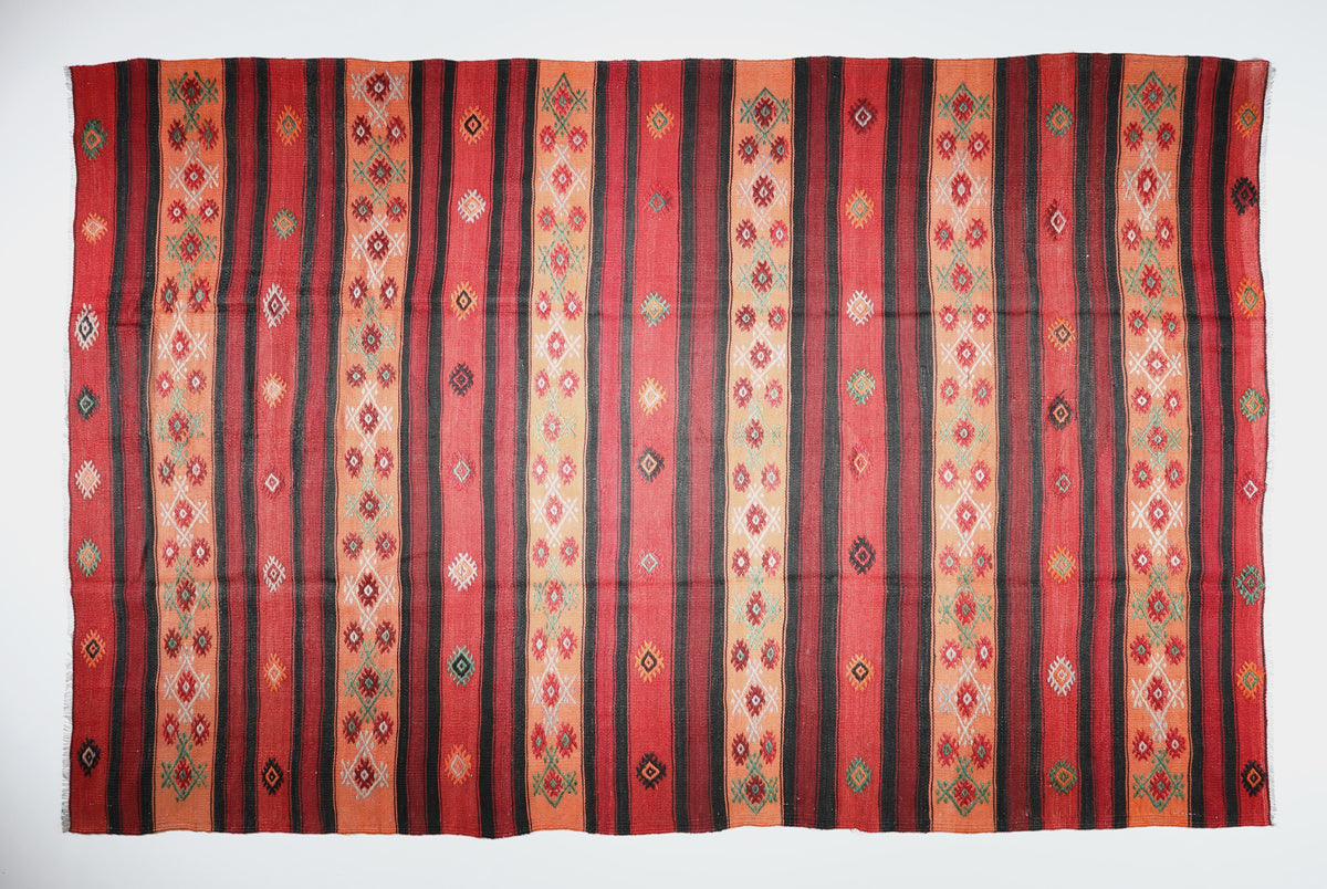 Vintage Denizli Kilim