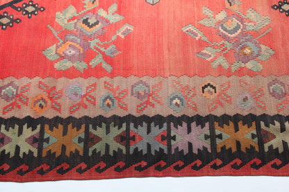 Vintage Pirot Kilim