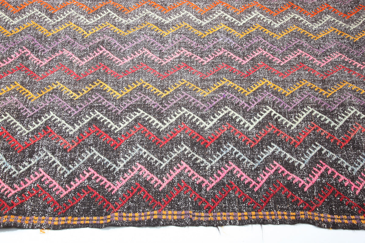 Vintage Manisa Jijim Kilim